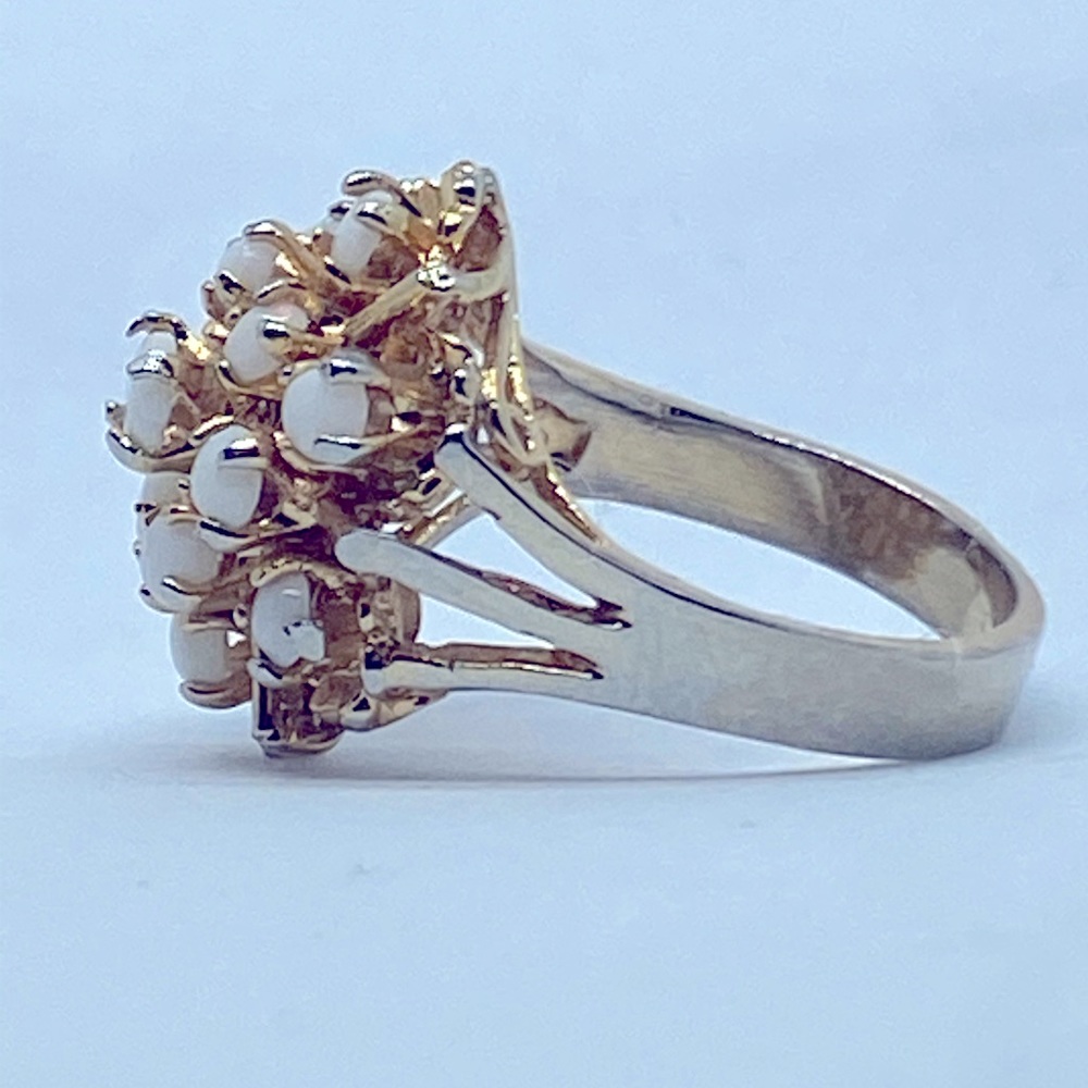 Fancy Cocktail Ring - Picture 4 of 6